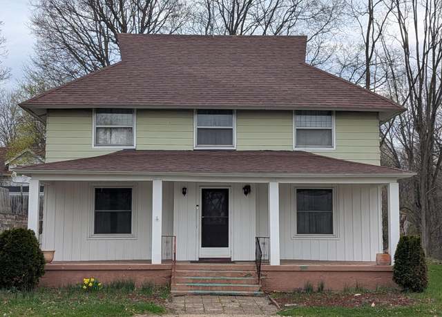 Property at 2521 Hillside Dr NW, Grand Rapids, MI 49544, 6 beds, 2 baths