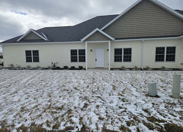 Property at 1866 Peachtree Path, Stevensville, MI 49127, 2 beds, 3 baths