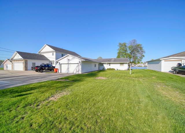 Property at 555 S Lakeside Dr, Michigan Center, MI 49254, 3 beds, 2 baths