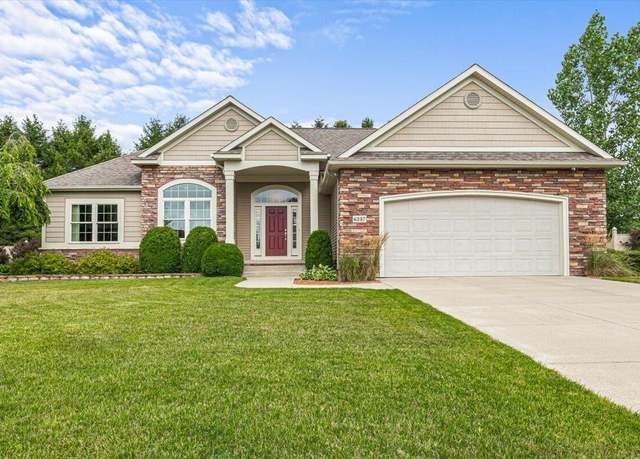 Property at 6257 Lara Ln, Stevensville, MI 49127, 4 beds, 3.5 baths
