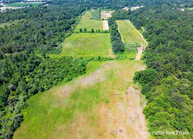 Property at 6852 N Oceana Dr, Hart, MI 49420