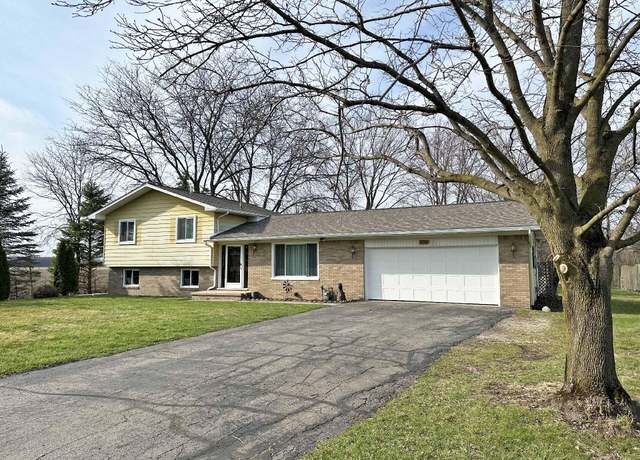 Property at 2565 Carleton Rockwood Rd, Carleton, MI 48117, 3 beds, 1.5 baths