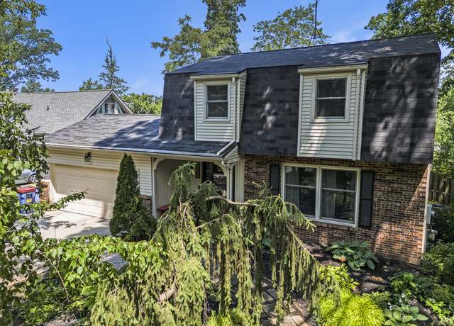 Property at 1317 Richwood Dr SE, Grand Rapids, MI 49508, 4 beds, 2 baths