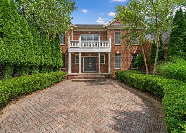 Property at 2086 Autumn Hill Dr, Ann Arbor, MI 48103, 4 beds, 5.5 baths
