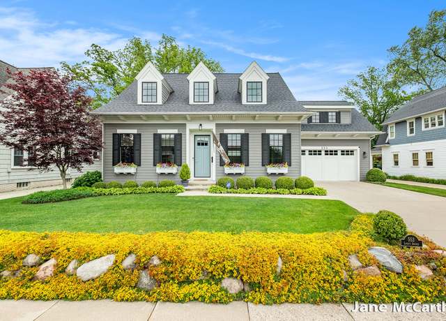 Property at 553 Lovett Ave SE, East Grand Rapids, MI 49506, 5 beds, 3.5 baths