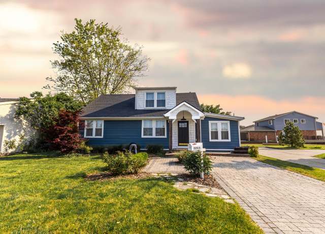 Property at 22515 E 10 Mile Rd, Saint Clair Shores, MI 48080, 3 beds, 2 baths