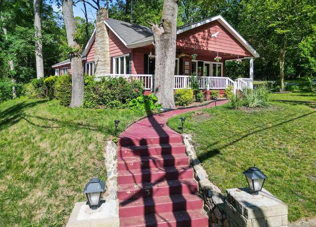 Property at 99 Tahoma Trl, New Buffalo, MI 49117, 3 beds, 1 bath