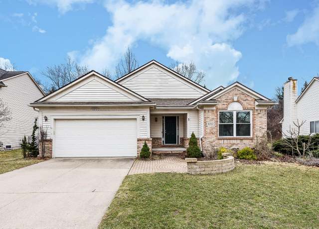 Property at 4312 Woodstream Dr, Ypsilanti, MI 48197, 4 beds, 3 baths
