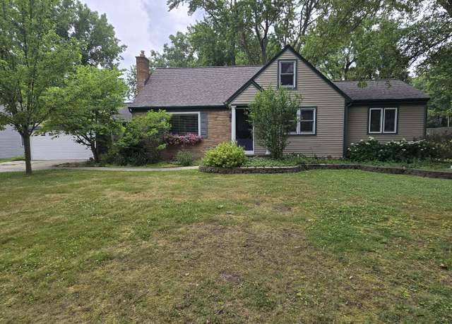 Property at 1940 Perkins Ave NE, Grand Rapids, MI 49505, 5 beds, 2 baths