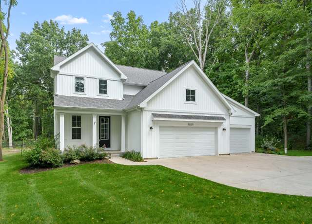 Property at 10321 E C Ave, Richland, MI 49083, 4 beds, 3.5 baths