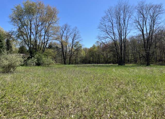 Property at 540 Bailey Meadows Dr NE, Ada, MI 49301