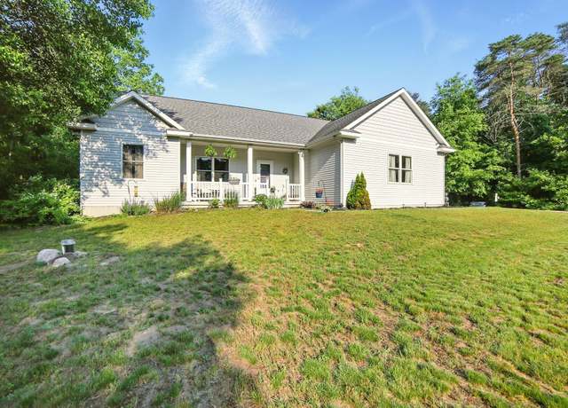 Property at 14850 Shaner Ave NE, Cedar Springs, MI 49319, 4 beds, 2 baths