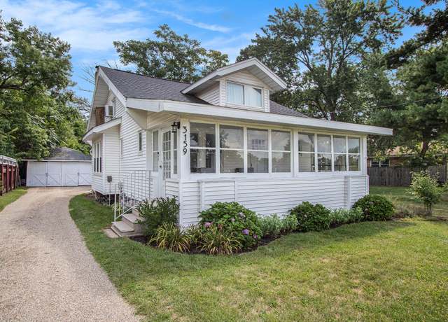 Property at 3159 S 3rd St, Niles, MI 49120, 3 beds, 2 baths