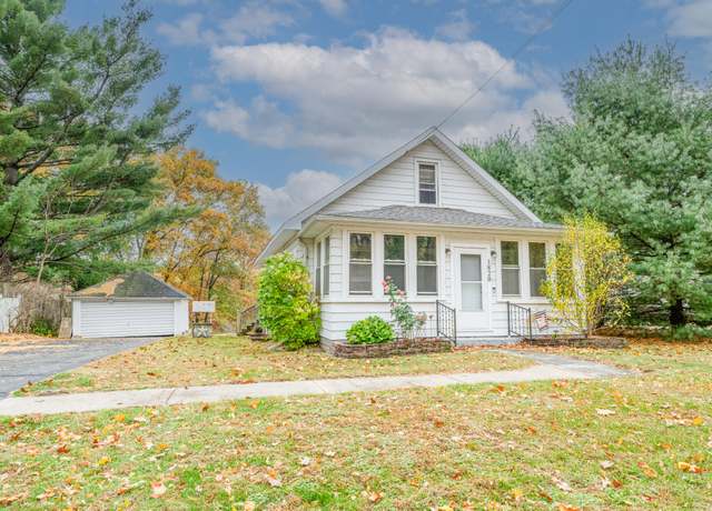 Property at 1820 River Bluff Rd, Niles, MI 49120, 2 beds, 2 baths
