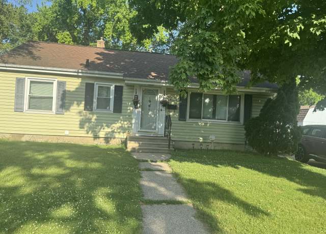 Property at 3412 Schlee St, Lansing, MI 48910, 3 beds, 1 bath