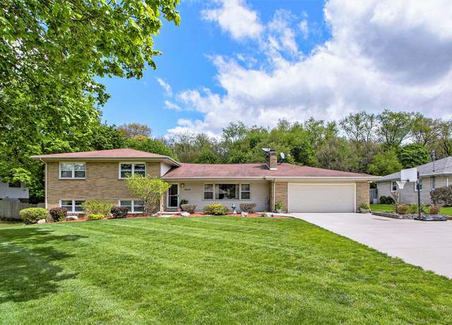 Property at 5037 Greenhill St, Portage, MI 49024, 6 beds, 3 baths