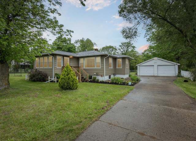 Property at 65281 M 40, Lawton, MI 49065, 2 beds, 1 bath