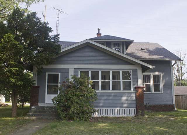 Property at 307 New York Ave, Dowagiac, MI 49047, 3 beds, 2 baths