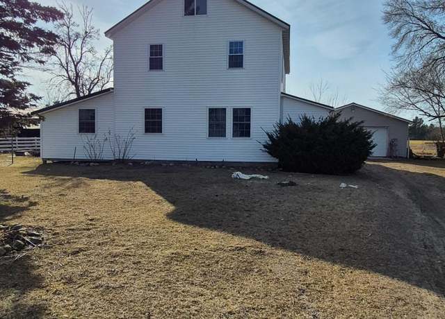 Property at 7584 S Brinton Rd, Blanchard, MI 49310, 6 beds, 1 bath
