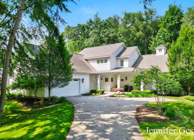 Property at 1641 Thornapple River Dr SE, Grand Rapids, MI 49546, 4 beds, 3.5 baths