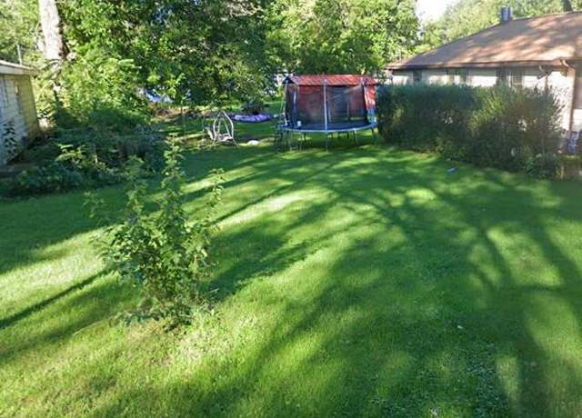 Property at 254 Burton St, Benton Harbor, MI 49022