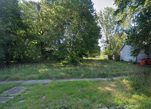 Property at 584 Green Ave, Benton Harbor, MI 49022