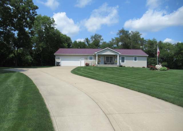 Property at 15450 Chapel Hill St, Jones, MI 49061, 3 beds, 2.5 baths