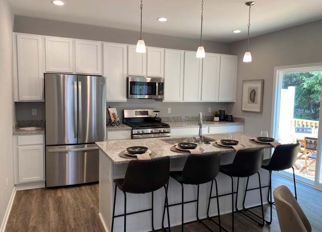 Property at 1041 Rebecca St #7, Marshall, MI 49068, 3 beds, 2.5 baths