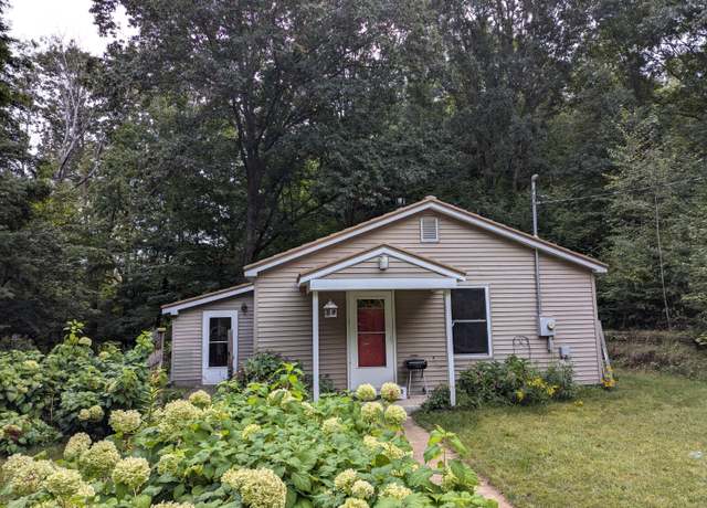 Property at 3290 Riverview Dr, Hersey, MI 49639, 2 beds, 1 bath