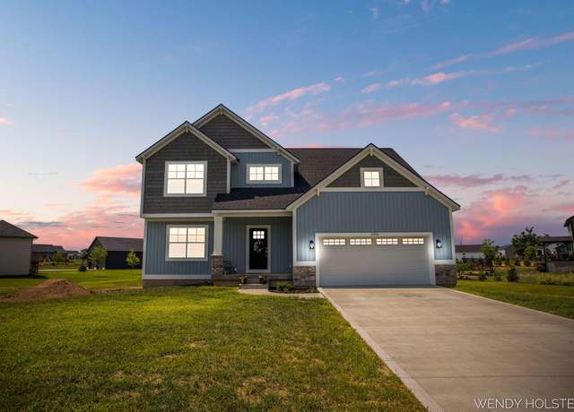 Property at 12713 Ridgedale Dr, Allendale, MI 49401, 5 beds, 3.5 baths