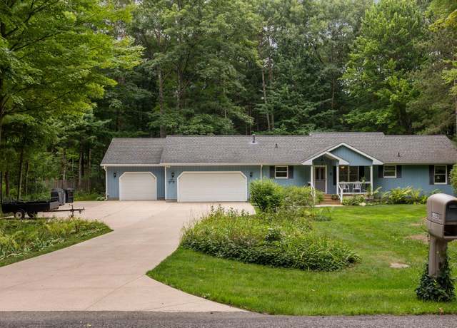 Property at 19353 Golfview Dr, Big Rapids, MI 49307, 3 beds, 2 baths