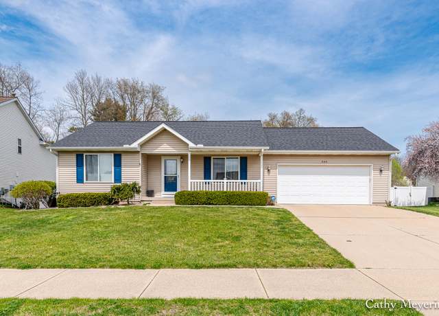 Property at 546 Sunset Hills Dr, Middleville, MI 49333, 3 beds, 2 baths