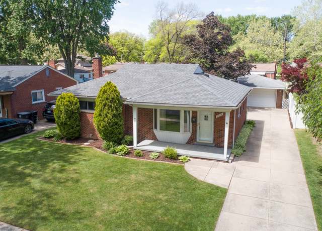 Property at 9085 Brentwood St, Livonia, MI 48150, 3 beds, 1 bath