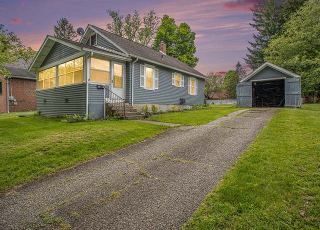 Property at 515 N Madison St, Marshall, MI 49068, 2 beds, 1 bath