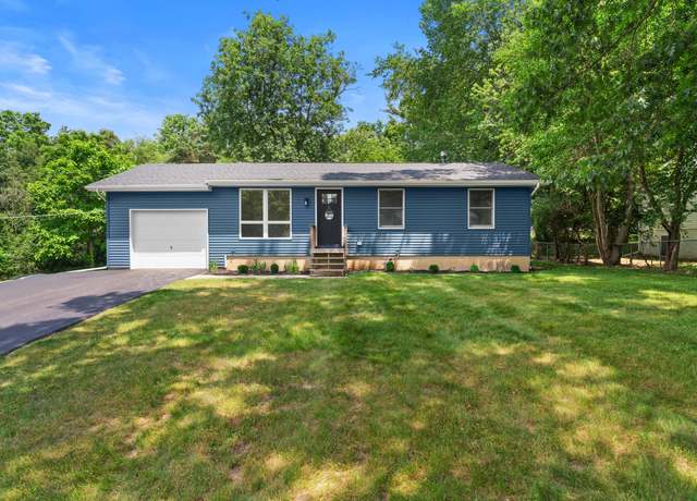 Property at 83 W Lynwood Blvd, Hillsdale, MI 49242, 3 beds, 1.5 baths