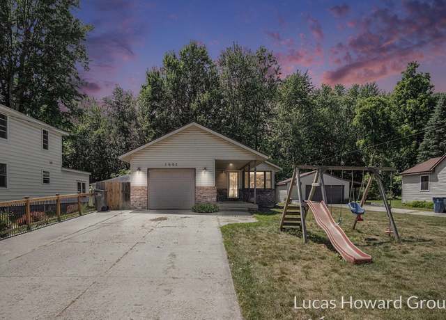 Property at 1003 Kusterer Dr NW, Grand Rapids, MI 49534, 3 beds, 1.5 baths