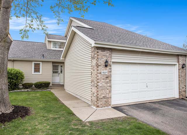 Property at 7607 Woodbridge Ln, Portage, MI 49024, 3 beds, 2.5 baths