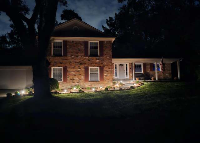 Property at 35855 Johnstown Rd, Farmington Hills, MI 48335, 4 beds, 2.5 baths