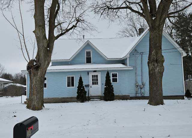 Property at 445 Colfax St, Cadillac, MI 49601, 3 beds, 1 bath