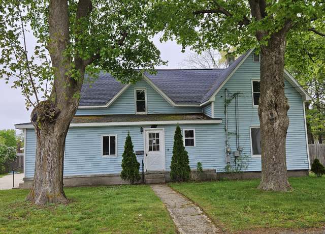 Property at 445 Colfax St, Cadillac, MI 49601, 3 beds, 1 bath