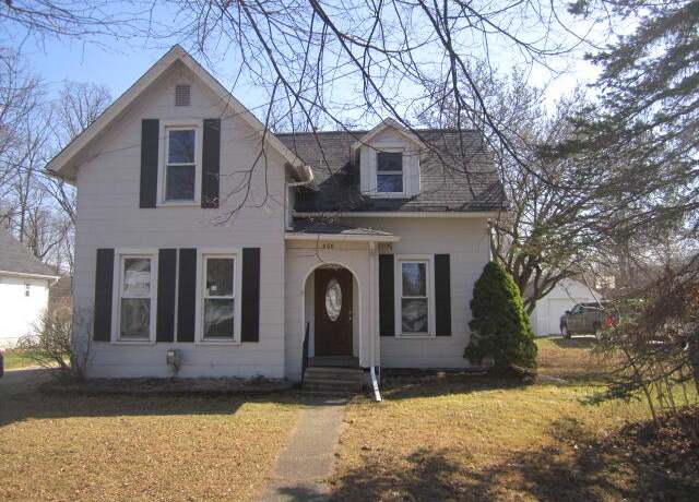 Property at 406 N Marshall Ave, Marshall, MI 49068, 3 beds, 1.5 baths