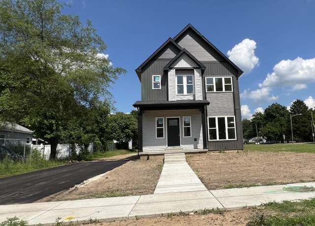 Property at 102 S Mill St, Dowagiac, MI 49047, 3 beds, 1.5 baths