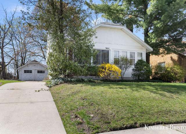 Property at 860 Dickinson St SE, Grand Rapids, MI 49507, 4 beds, 1 bath