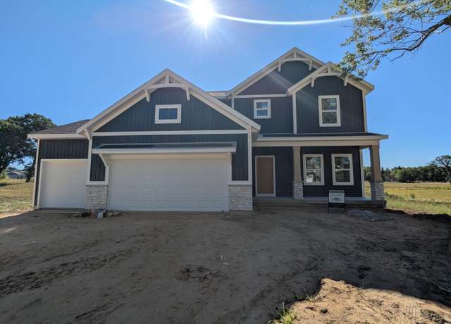 Property at 548 Lincoln Lawns Dr NW, Walker, MI 49534, 4 beds, 2.5 baths