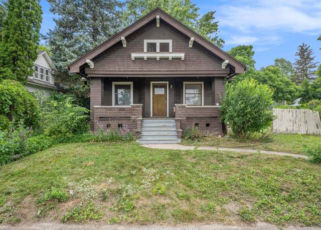 Property at 804 Congress Ave, Saginaw, MI 48602, 3 beds, 1 bath