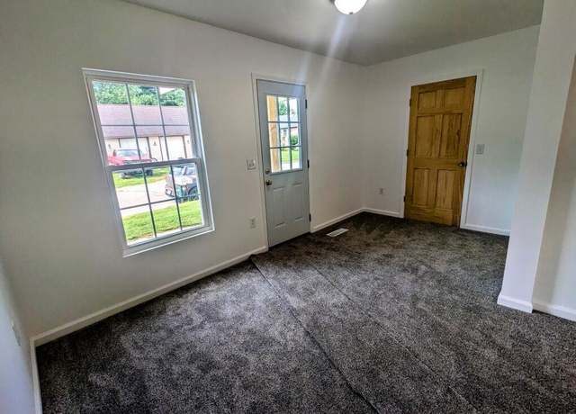 Property at 3424 Sunnyheart Ave, Jackson, MI 49202, 2 beds, 1 bath