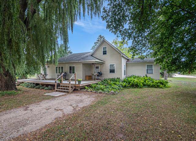 Property at 2039 S Nevins Rd, Sidney, MI 48885, 3 beds, 1 bath