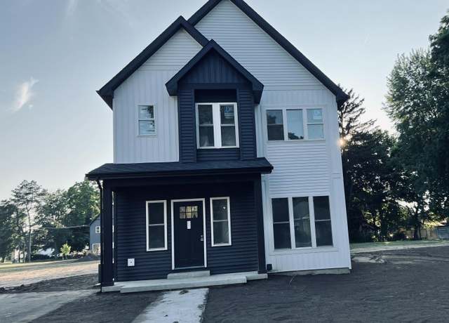 Property at 105 Lester Ave, Dowagiac, MI 49047, 3 beds, 1.5 baths