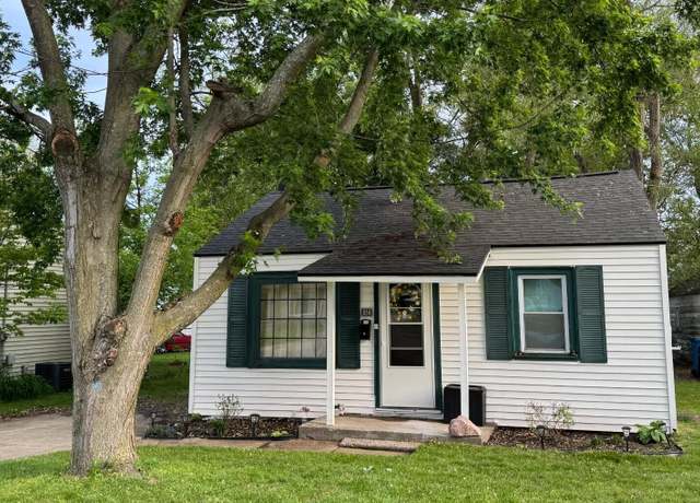 Property at 834 34th St SW, Wyoming, MI 49509, 2 beds, 1 bath