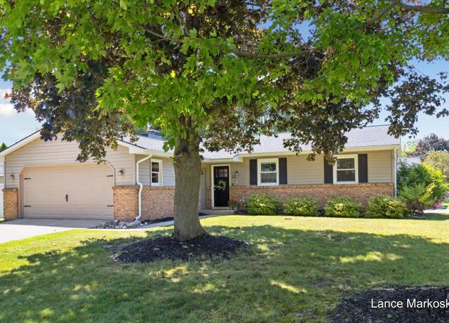 Property at 521 Edward St, Middleville, MI 49333, 3 beds, 2 baths